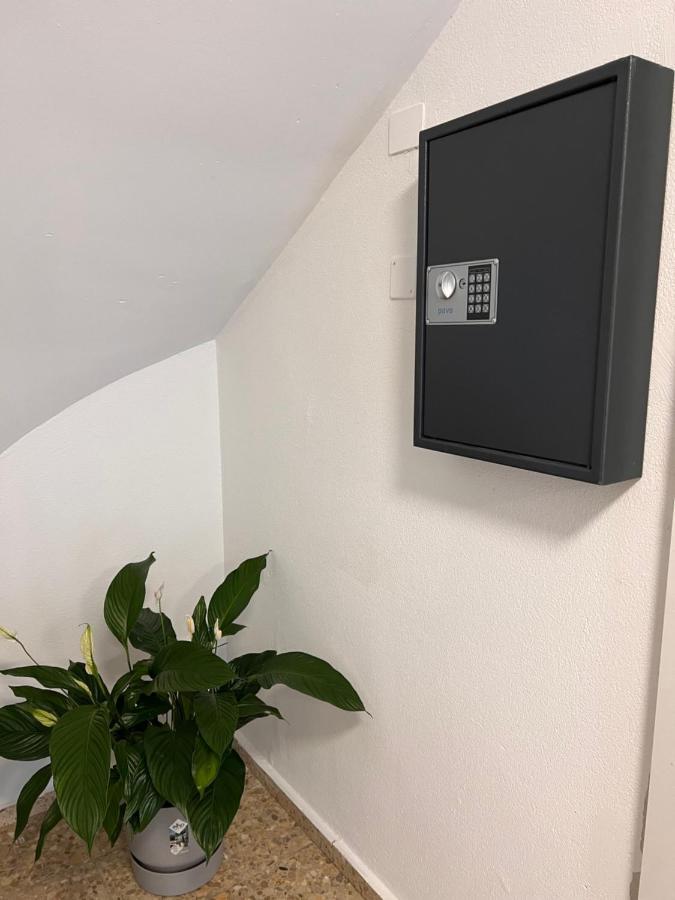 언터제리 Roessli Self Check In 24-7 Free Parking 아파트 호텔 외부 사진